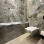 Appartement 2 Lvapart центр з піаніно *