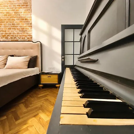 Apartment 2 -apart центр з піаніно звітні документи