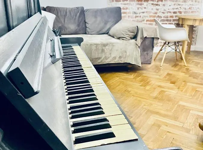 2 Lvapart Центр З Піаніно * Leópolis